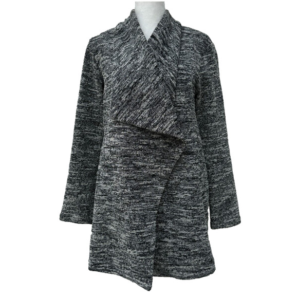 Club Monaco Small Textured Wrap Coat in Black and White - Picture 1 of 13